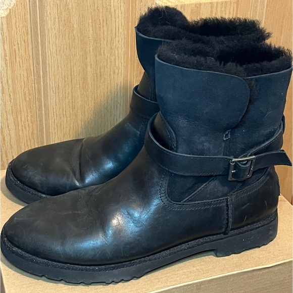 Ugg Women's Romely Buckle Boots - Picture 13 of 15